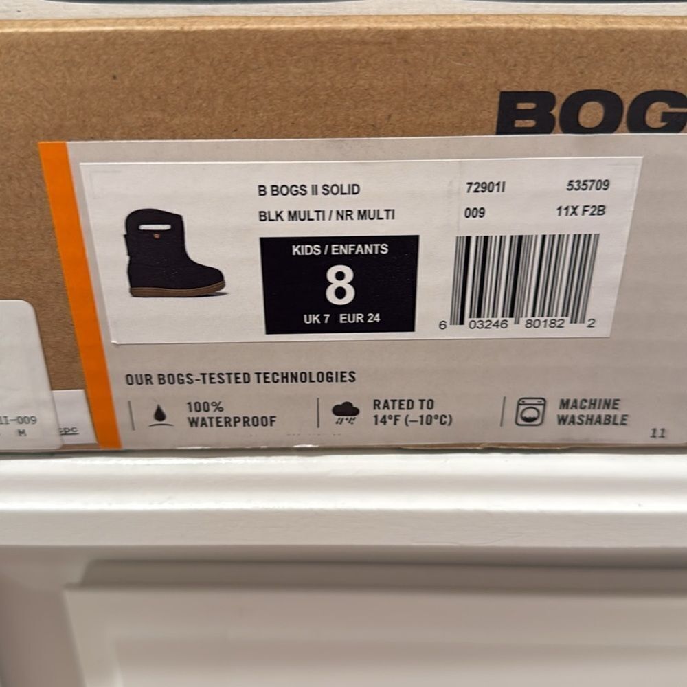 Kids Bogs Boots - Picture 8 of 8